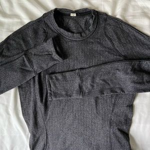 Lululemon longsleeve soze 4